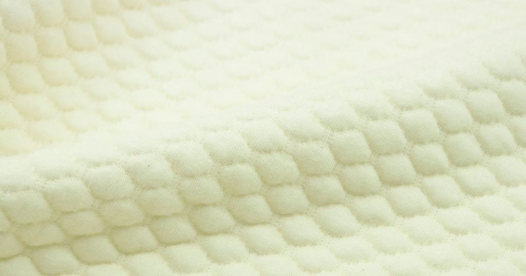 リヴェリア（REVERIA）