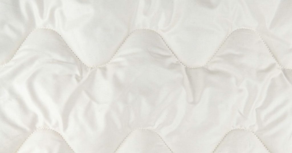 リヴェリア（REVERIA）